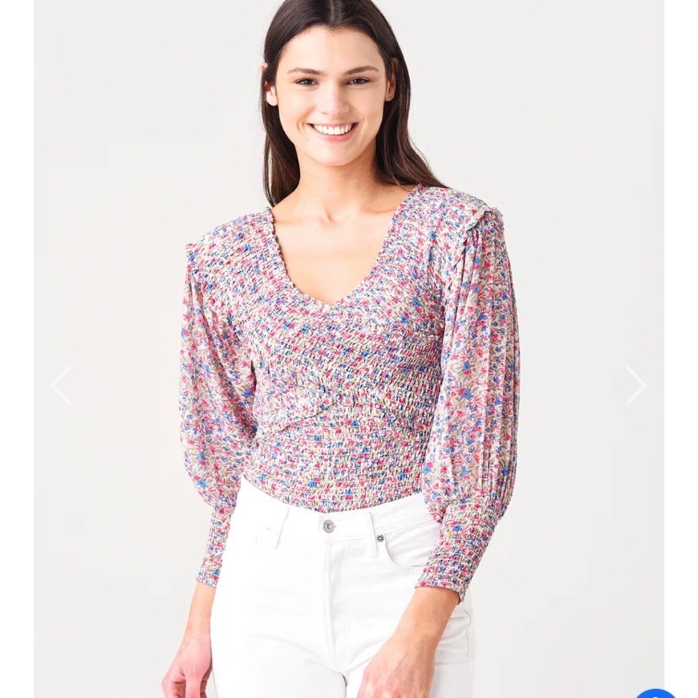 BB Dakota Ruched Top